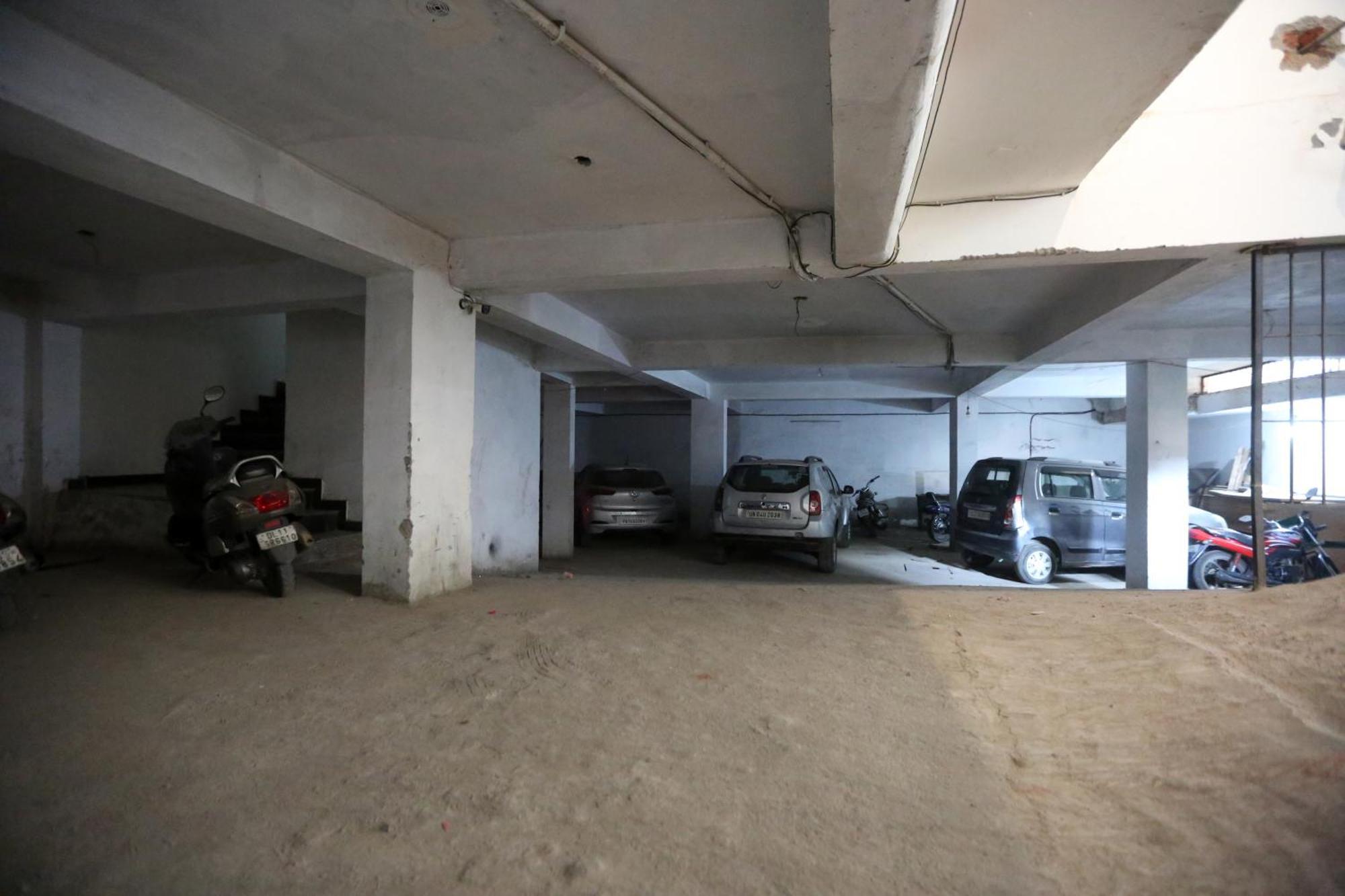 Hotel Square Plaza At Airport New Delhi Exterior photo