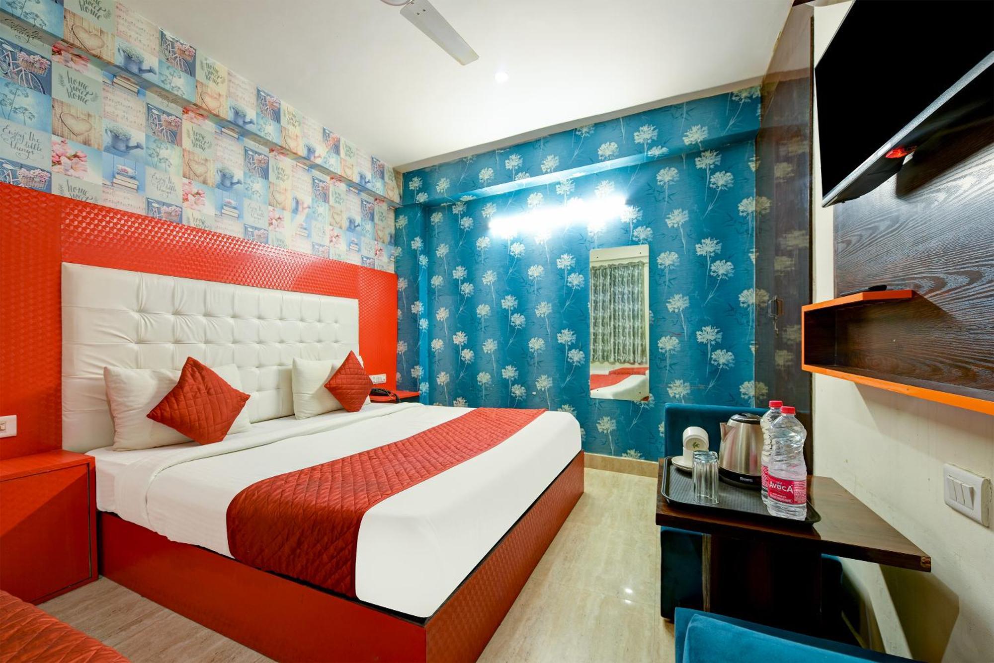 Hotel Square Plaza At Airport New Delhi Exterior photo