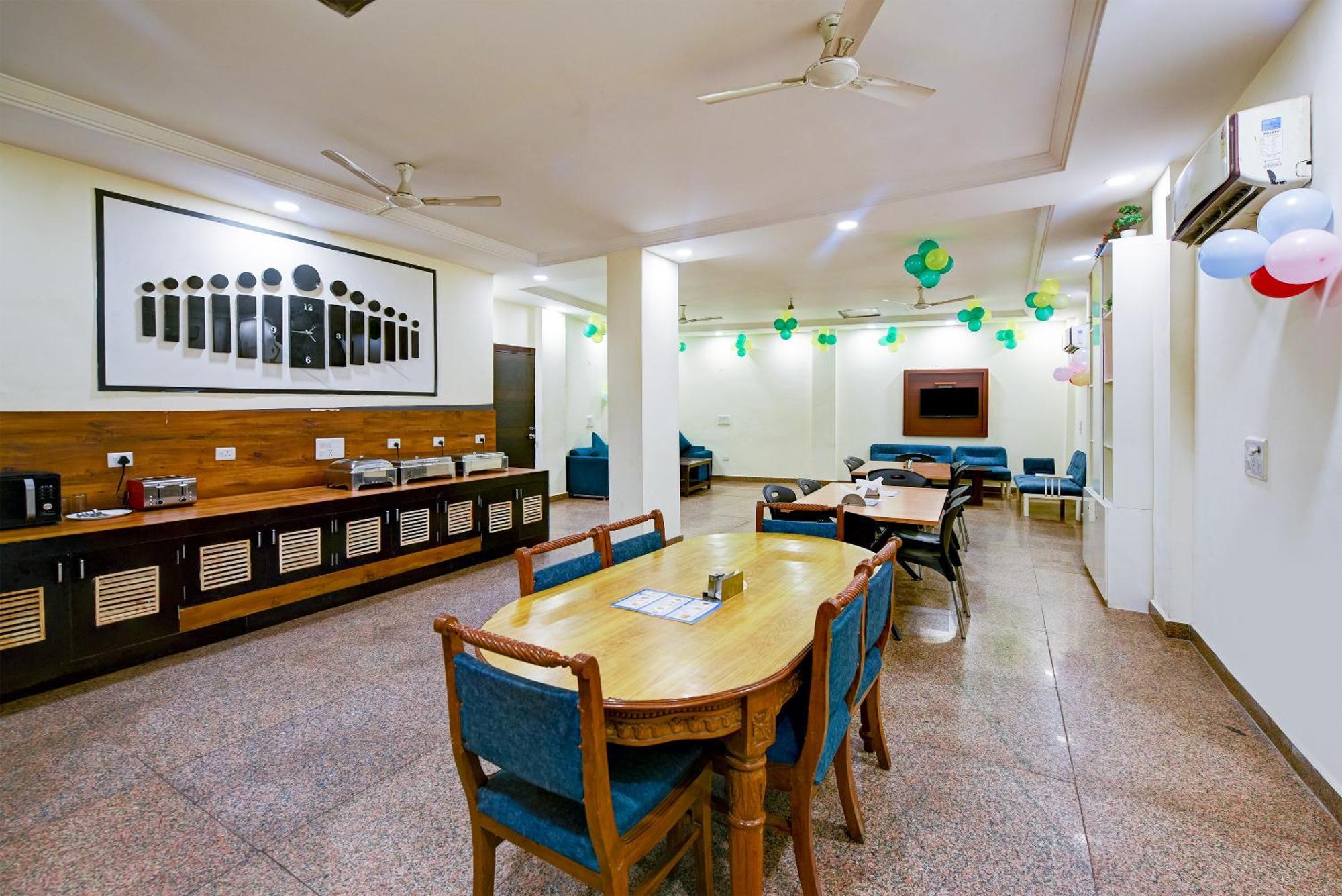 Hotel Square Plaza At Airport New Delhi Exterior photo